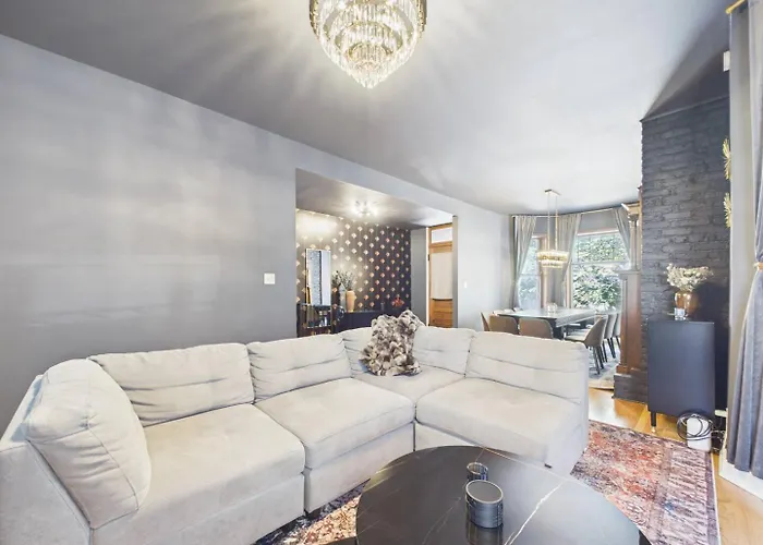 Luxury Wrigley Getaway 2br Parking Apartamento *