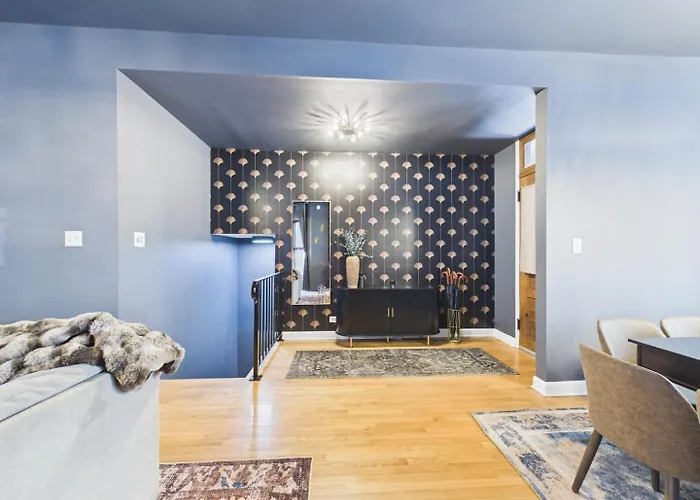 Luxury Wrigley Getaway 2br Parking Chicago