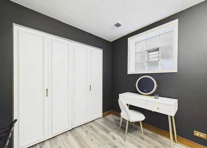Luxury Wrigley Getaway 2br Parking Apartamento Chicago
