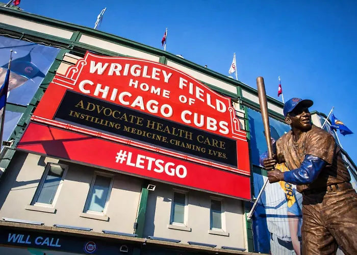 Luxury Wrigley Getaway 2br Parking Apartamento Chicago