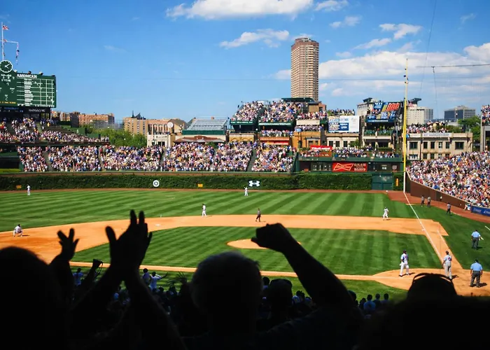 Luxury Wrigley Getaway 2br Parking Apartamento Chicago